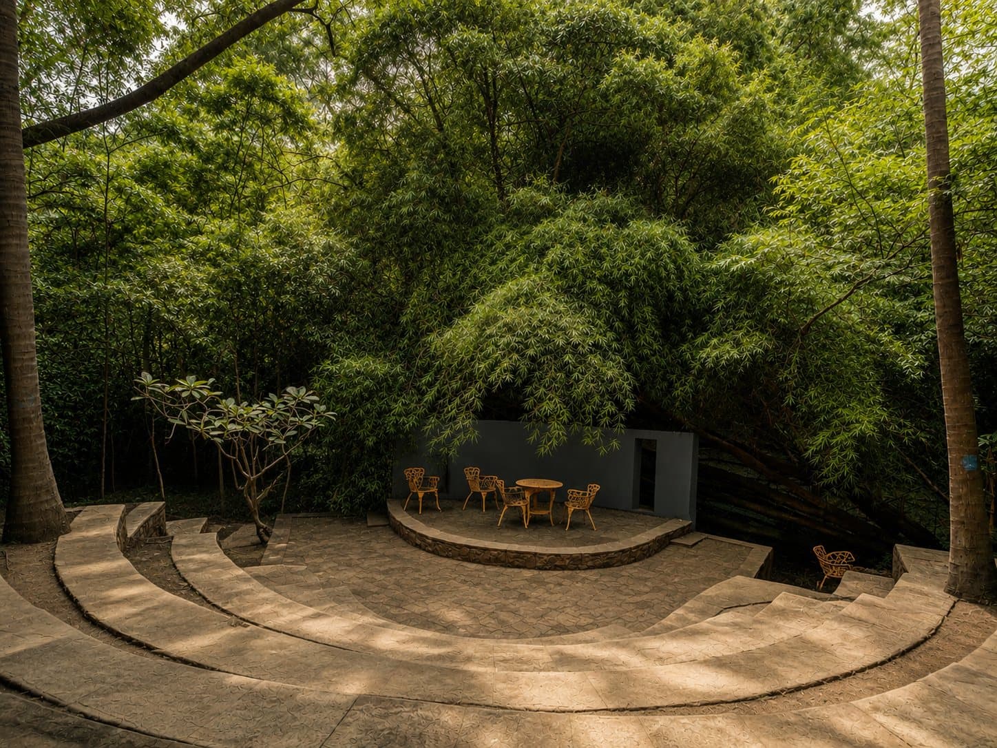 Amphitheatre podium